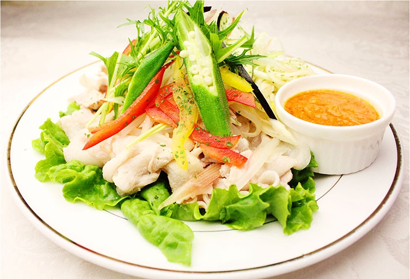 【期間限定:初夏のイチ押しメニュー(1)】野菜たっぷり豚しゃぶ
